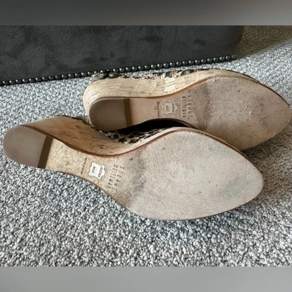 Stuart Weitzman Leopard Print Raffia & Cork Espadrille Wedges EUC - Picture 2 of 4